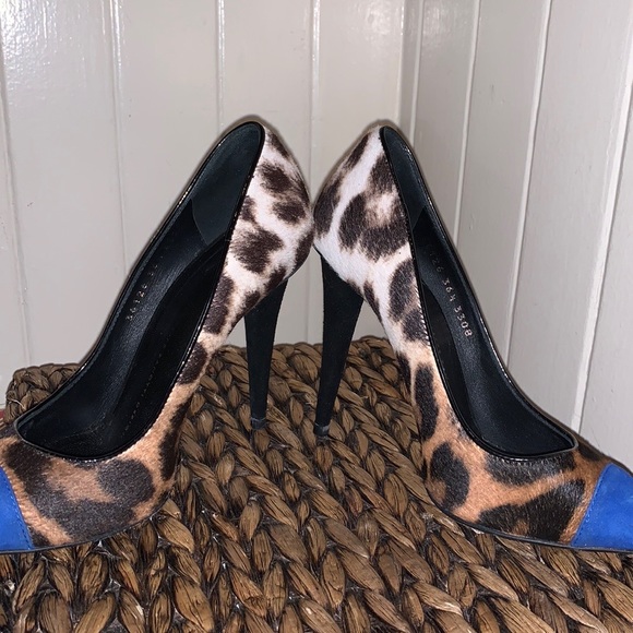 Giuseppe Ponyhair Pointed Toe Pumps - Picture 15 of 15